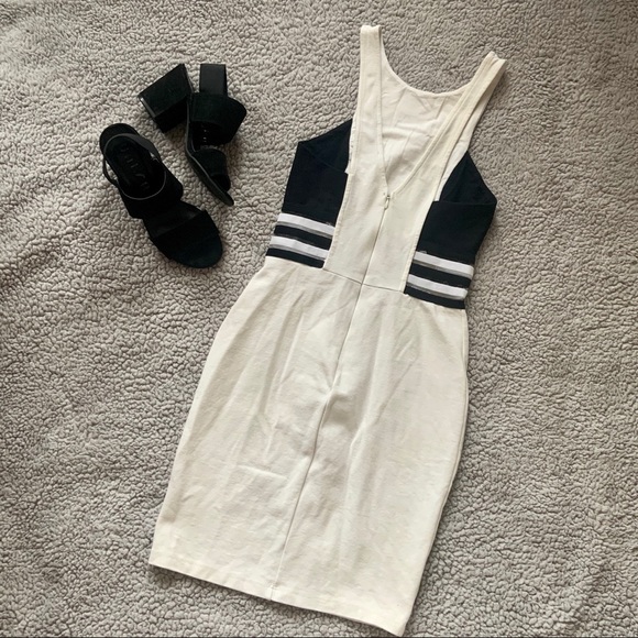 Bodycon Midi dress - Picture 2 of 4